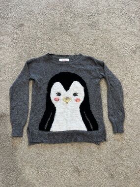 Justice Grey Knit Sweater with Fuzzy Penguin on Front Winter Sequin Girls Size 6